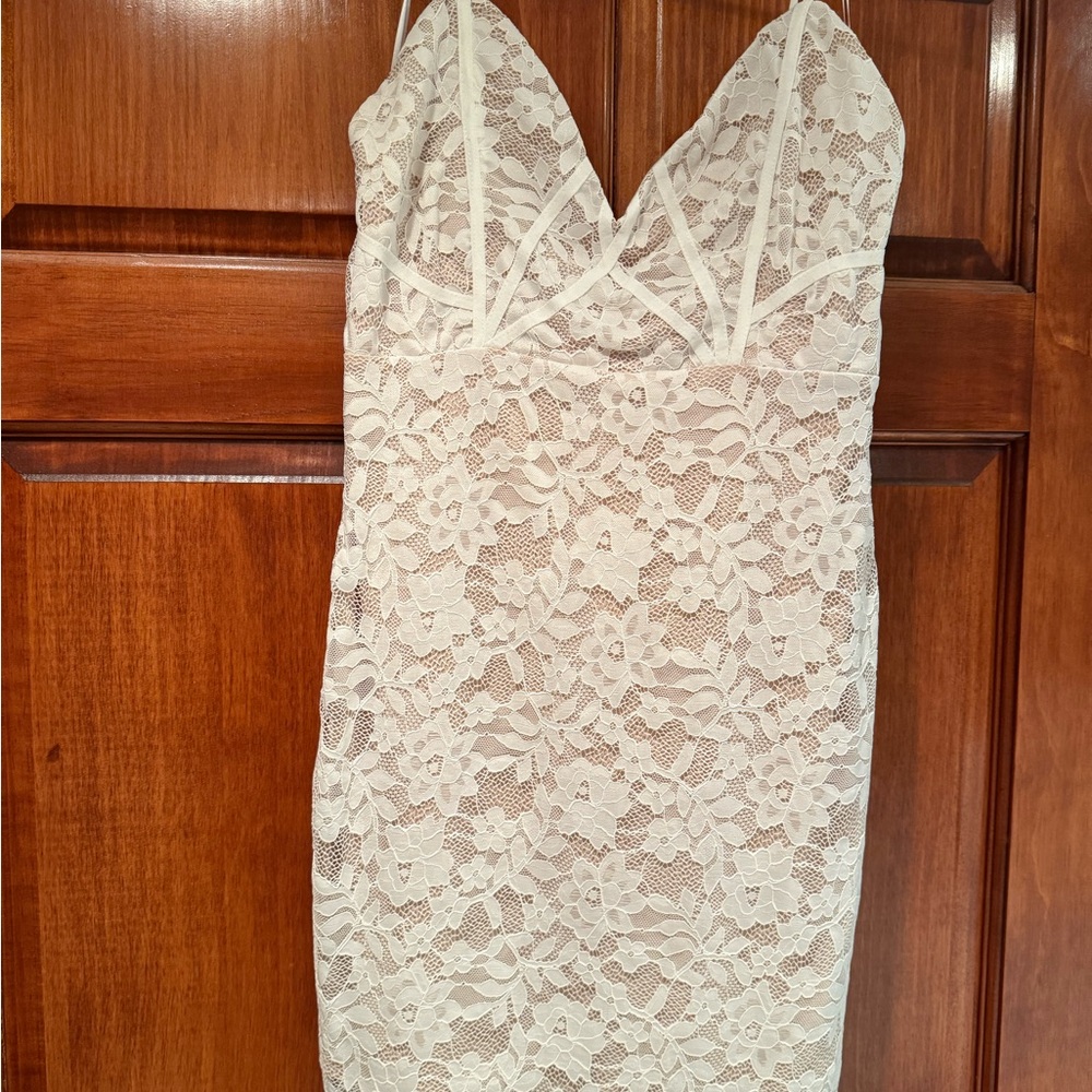 The Vintage Shop Cream Sweetheart Sheath Dress